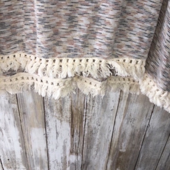 Altar’d State Fringe Bottom Long Sleeve Blouse - Picture 2 of 6